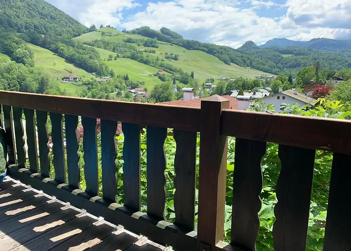 Mountainhome Birringer